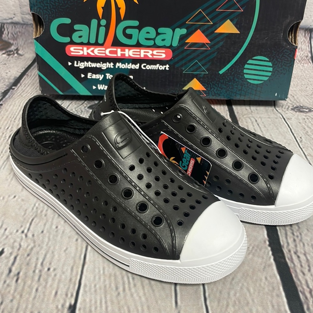 Skechers Cali Gear, Boys 2, NWT